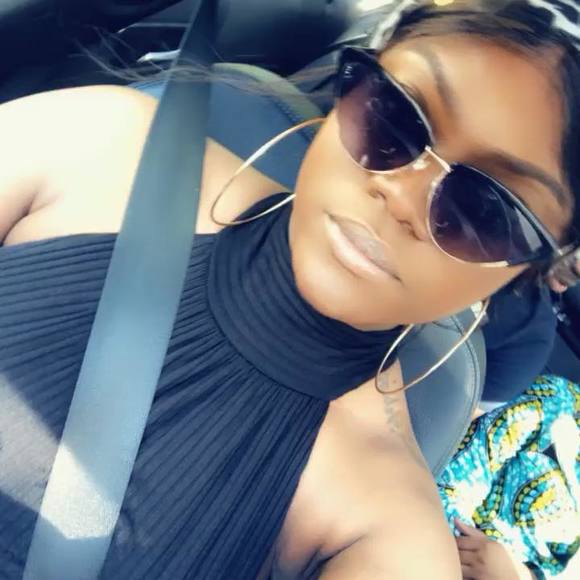 Meet your Posher, Vanessa - Picture 1 of 1